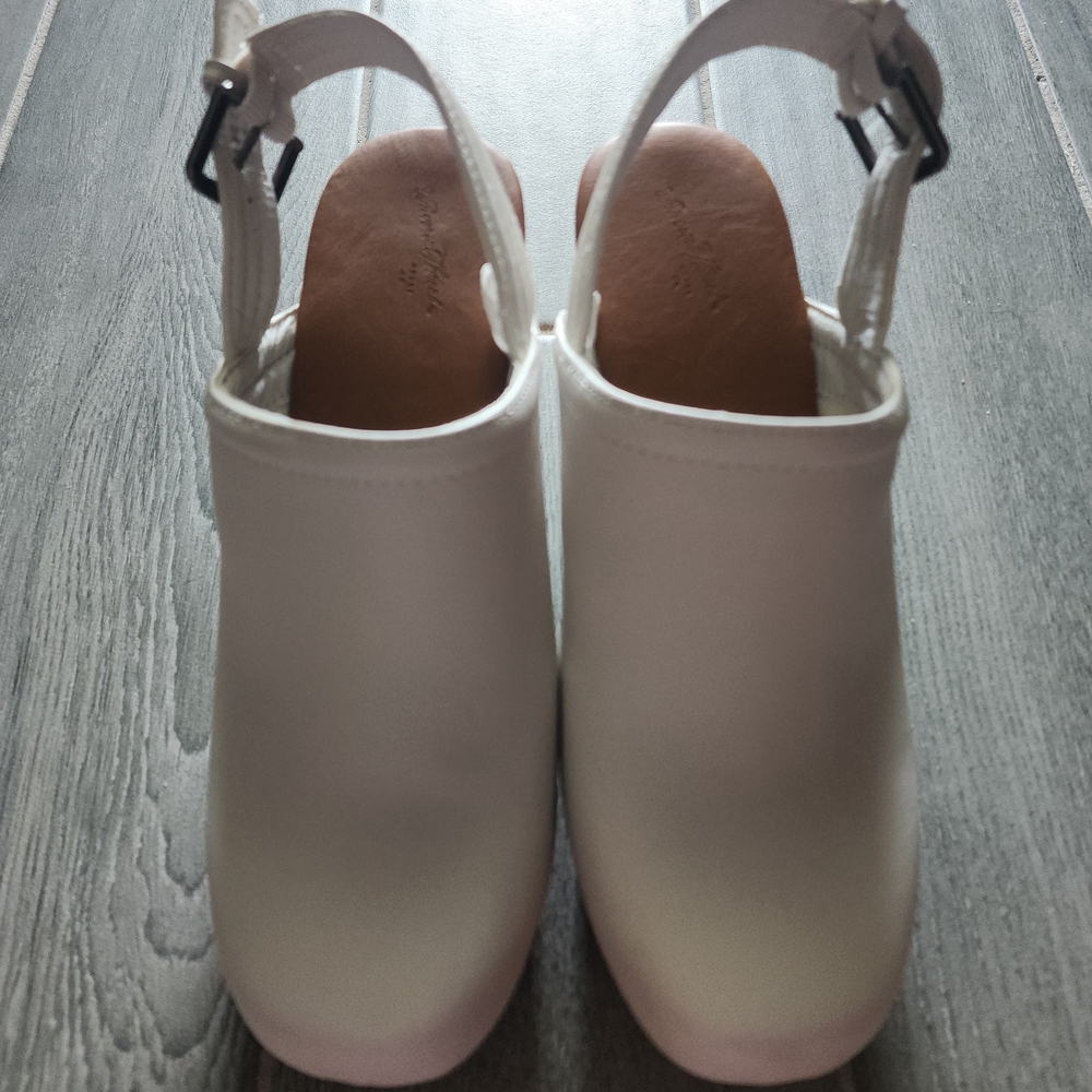 Universal Thread White Women's Mules